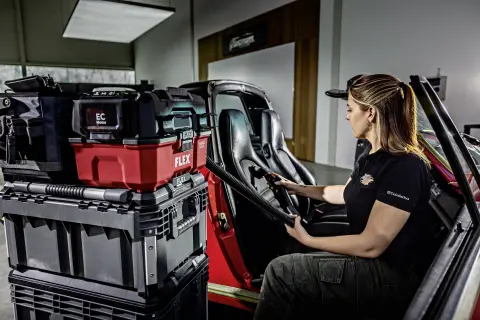 FLEX VC 9 L MC 18 RC VC 9 L MC 18 RC'' Uzaktan Kumandalı, Kablosuz ve Kompakt Elektrikli Süpürge (AKÜ HARİÇ)