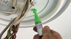 Edding E-8870 Montaj Deliği Sprey Işaretleyici